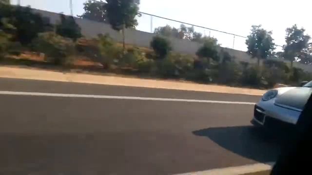 ВАЗ 2104 уделал 620 сильный Porsche 911 GT2 RS смотреть онлайн