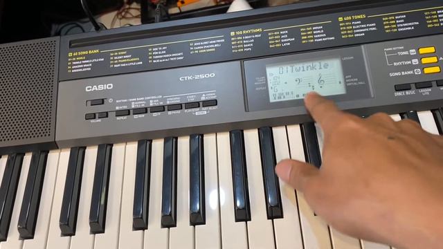 Thanh lý hàng trưng bày Organ CTK 2500 giá 2triệu500 смотреть онлайн