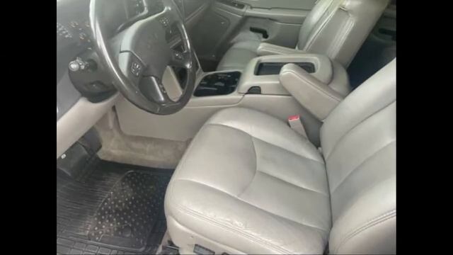 2004 Chevrolet Tahoe LT 4WD смотреть онлайн