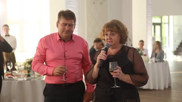 САМОЕ МИЛОЕ ПОЗДРАВЛЕНИЕ НА СВАДЬБЕ ДРУЗЕЙ ЖЕНИХА И НЕВЕСТЫ СМОТРЕТЬ смотреть онлайн