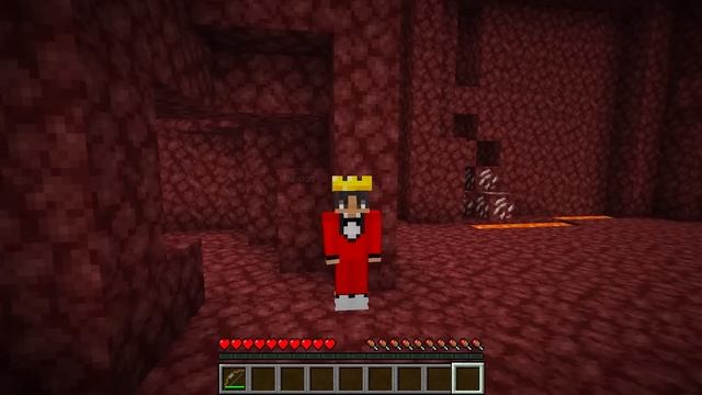Using INVISIBLE Hacks In Minecraft Hide And Seek!