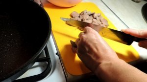 Язык свиной,обжаренный на сливочном масле