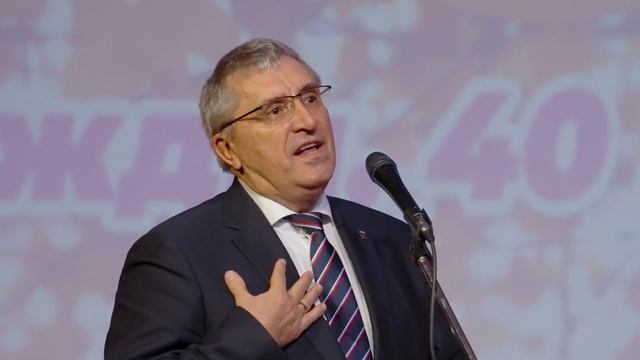 Третьей школе 40 лет смотреть онлайн