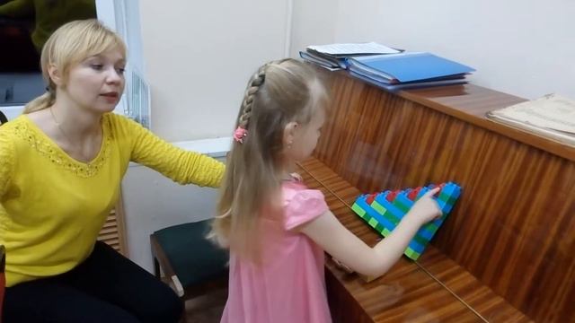 Софт Моцарт в Чайковском, Настя 6 лет 2 месяц обучения смотреть онлайн