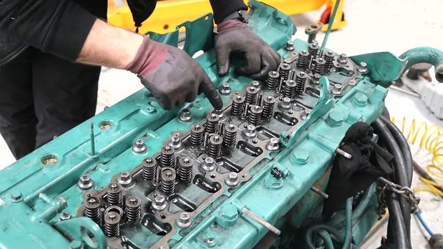 Volvo Penta Diesel Engine Repair PART 2 смотреть онлайн