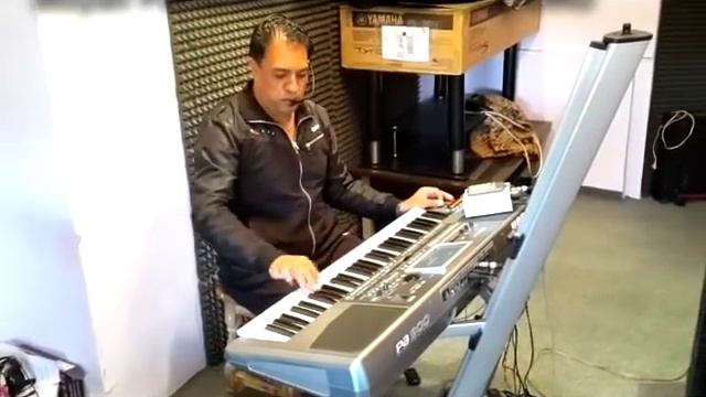 Juzisound Total SOLO Sampler - Stoyan Panteleev Clarinet Horo - 2015 смотреть онлайн