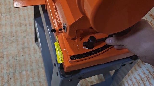 Пила ленточная по металлу КРАТОН MBS-85 - обзор смотреть онлайн