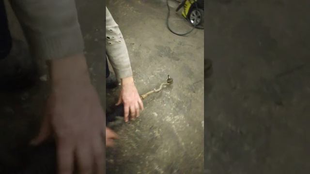 Конец рулевой рейки , из за пыльников смотреть онлайн