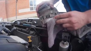 Замена генератора Peugeot 308/408 (Replacement generator Peugeot 308/408)