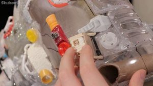 I made a Miniature HOWL'S MOVING CASTLE out of junk // Ghibli Crafts