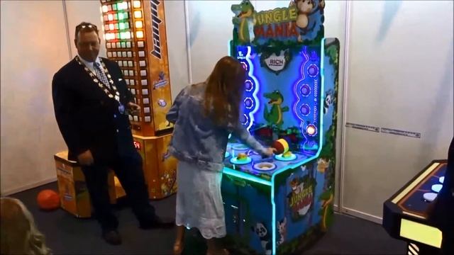 Whacker Arcade Game - JUNGLE MANIA by Rich Amusement смотреть онлайн