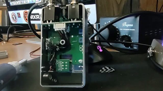 Fender Hammertone Metal Distortion Pedal - Demo and Review смотреть онлайн