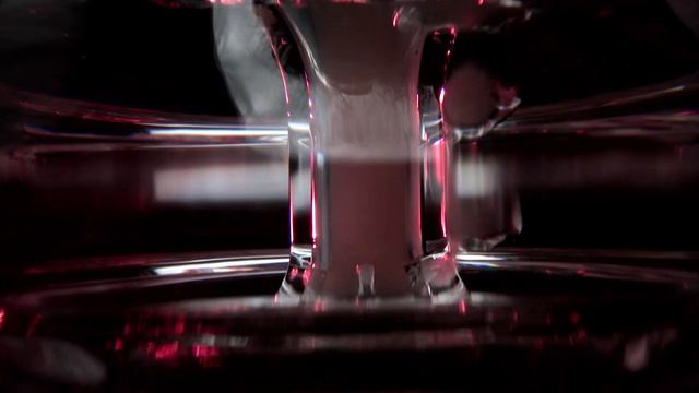 GRAV® Empress смотреть онлайн