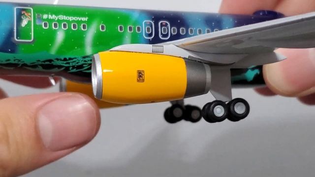 Requested: Gemini 200 Icelandair Boeing 757-200 "Hekla Aurora" [TF-FIU] Model Review смотреть онлайн