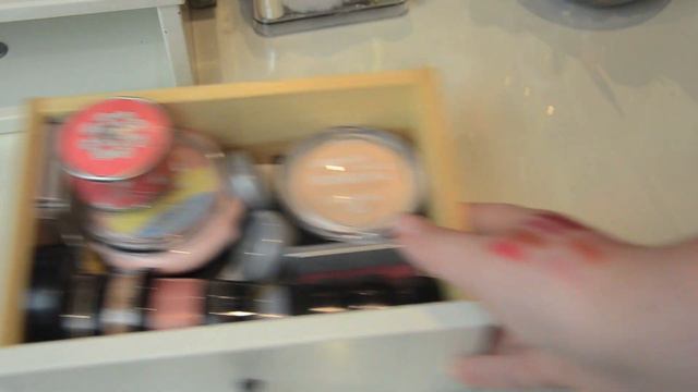 РАСХЛАМЛЕНИЕ КОСМЕТИКИ/КОСМЕТИКА В МУСОР/ЧАСТЬ 2 смотреть онлайн