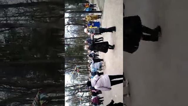 танцы в городском парке Калуги в честь 1 мая смотреть онлайн