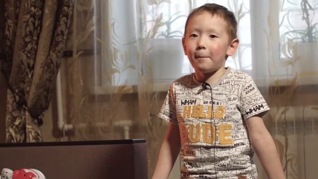 Многодетные папы. Казахи Омска поздравляют с Днем Защитников Отечества смотреть онлайн