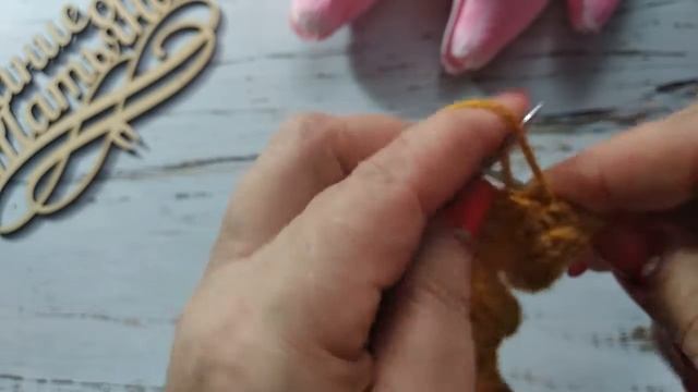 Вертикальные полосы из наклонных петель. смотреть онлайн