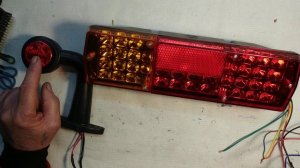 подключайте габаритные рожки на автомобиле и прицепе только так