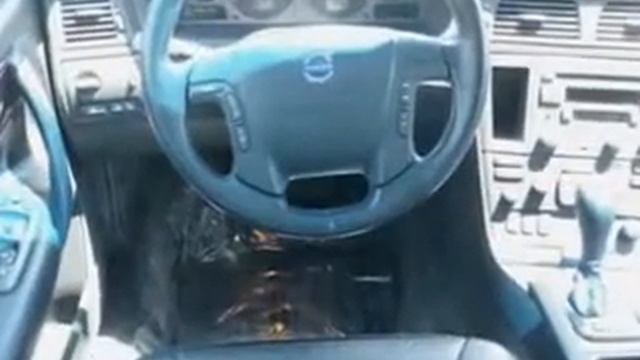 2003 VOLVO V70 Florissant, MO смотреть онлайн