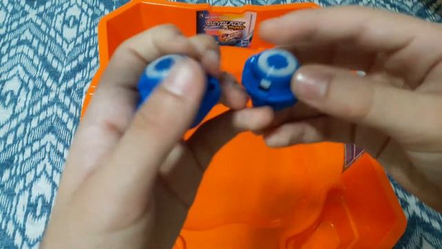 Novo bey de BEYBLADE BURST SURGE: Brave Valtryek com o lançador STAR POWER! смотреть онлайн