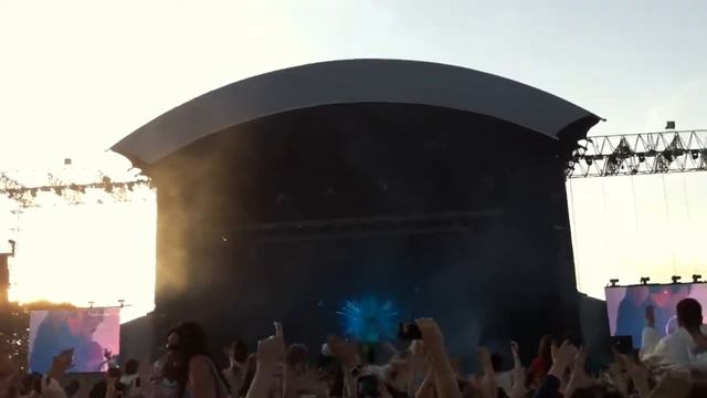 Swedish House Mafia Opening Phoenix Park - Greyhound (HD) смотреть онлайн