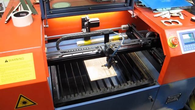 Ламповый усилитель. Бюджетный вариант отделки УНЧ. смотреть онлайн