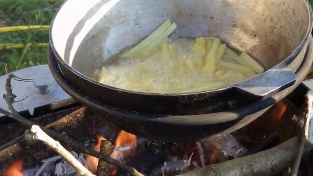 Картошки "Фри" на углях. смотреть онлайн