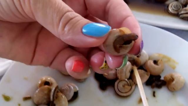 Caracóis à portuguesa. Едим улитки! Открытие сезона улиток по португальски. смотреть онлайн