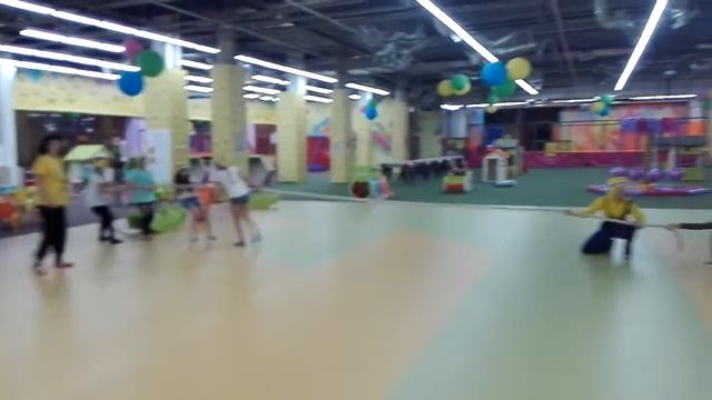 Ахаххах. Девочки побеждают мальчиков . Моё день рождения . смотреть онлайн