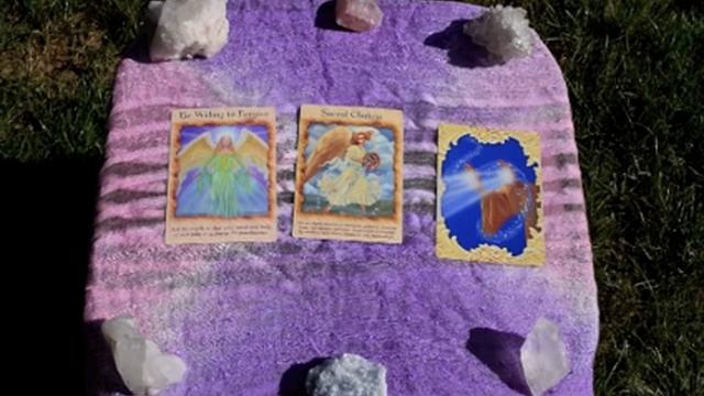 New Moon Reading for August 14- 28, 2015 | Sarah Hall смотреть онлайн