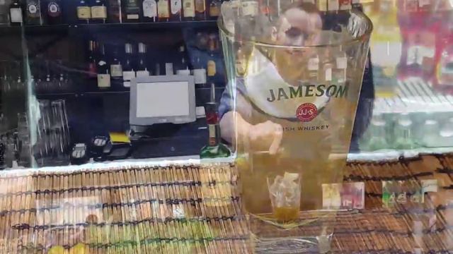 Jameson, Ginger & Lime. смотреть онлайн