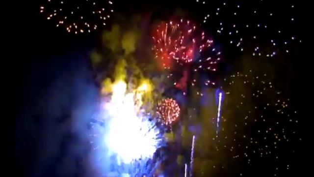 фото клип елка певица песни mp3 смотреть онлайн