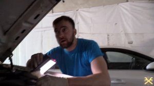 Как поменять лампочки ближнего света на Cadillac Escalade без снятия бампера