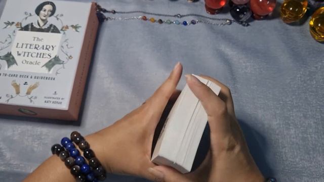 [Unbox] รีวิวไพ่ทาโรต์ Literary Witches Oracle Cards | Taisia Kitaiskaia เรื่องราวความเชื่อของแม่มด смотреть онлайн