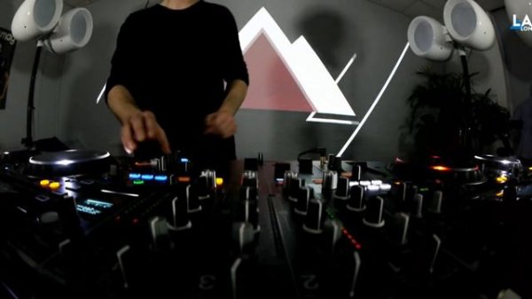 SUB FOCUS d'n'b set in The Lab LDN