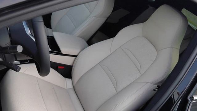 New 2022 Huawei Seres SF5 SUV revealed - 550hp and Tesla-like interior смотреть онлайн