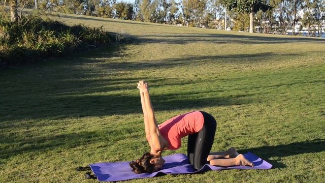 Kneeling yoga mudra (Sidana Yoga Mudra) смотреть онлайн