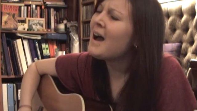 Caitlin Burgess - Gardenia (Mandy Moore cover) смотреть онлайн