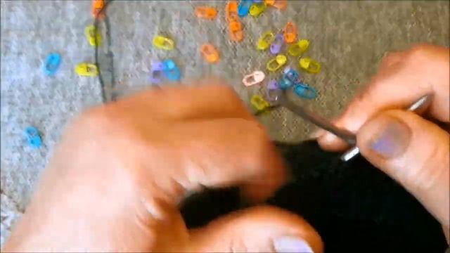 Вяжу КАРДИГАН спицами РЕГЛАНОМ СВЕРХУ/ вяжу ВЫТАЧКИ (подробный МК) / ЧАСТЬ 4 смотреть онлайн