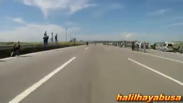 BMW S1000RR vs SUZUKI GSXR1000 K9SERKAN drag... смотреть онлайн