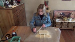 Как состарить дерево. Эффект старой краски