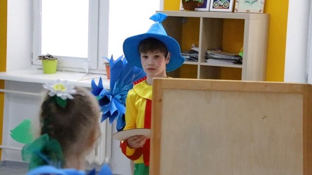 "Незнайка и его друзья" смотреть онлайн