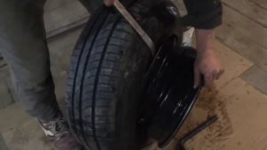 Шиномонтаж в полевых условиях!