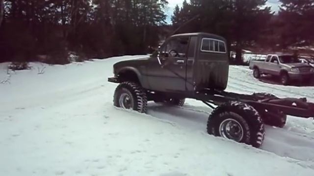 83 Toyota Hilux Pickup Second Run In Snow , April 2012 Pt-3