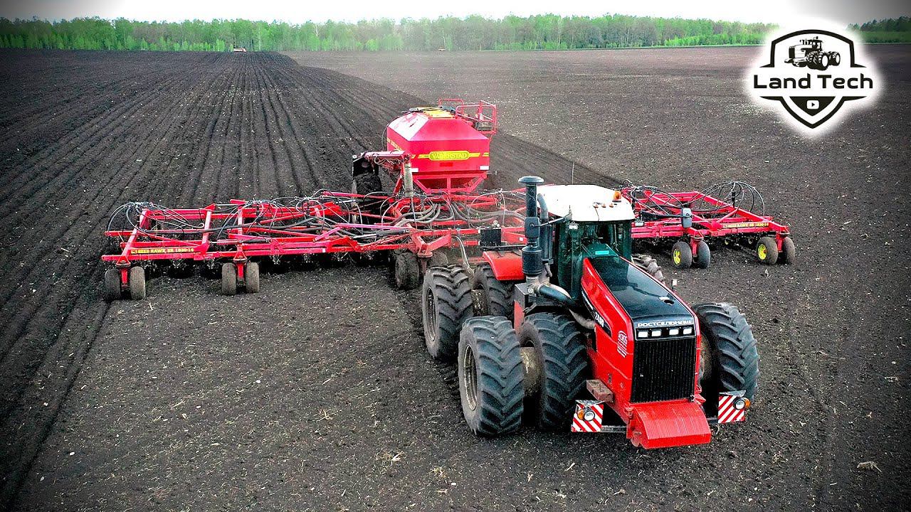 ВОТ ЭТО МОЩЬ: Трактор РОСТСЕЛЬМАШ 2400 легко тащит 18ти метровый посевной комплекс по сырому полю! смотреть онлайн