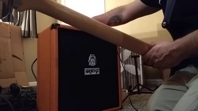 Fiddling with Knobs on my new Orange Crush 50 смотреть онлайн