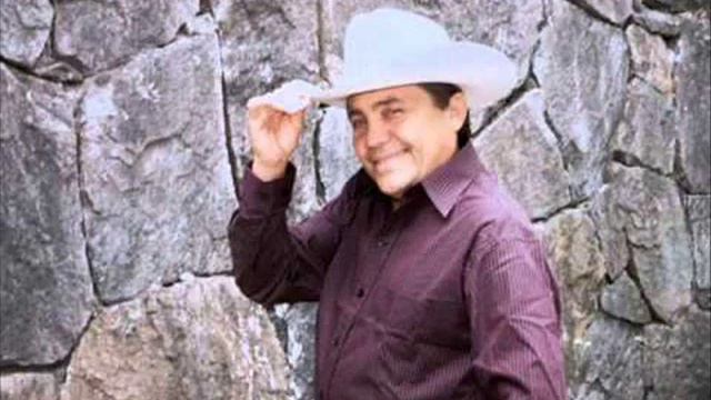 LA MUJER Y EL TORO - ANDRES GARCIA 2014 смотреть онлайн