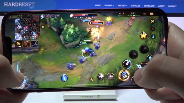 Как тянет iPhone 13 Wild Rift / Играем в Wild Rift на iPhone 13 смотреть онлайн