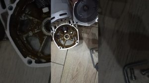 Смазка болгарки Интерскол УШМ-230/2100М